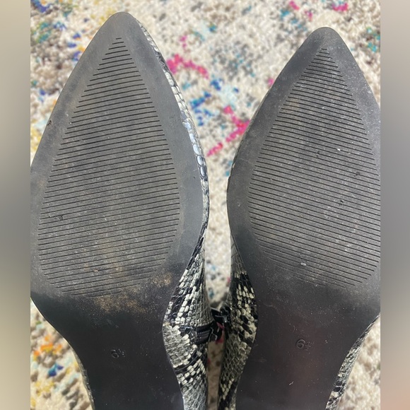 Ann Taylor Snake Python Skin bootie stiletto SZ 6.5 - Picture 5 of 9